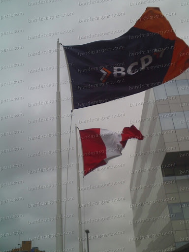 confeccionamos banderas corporativas Banco BCP